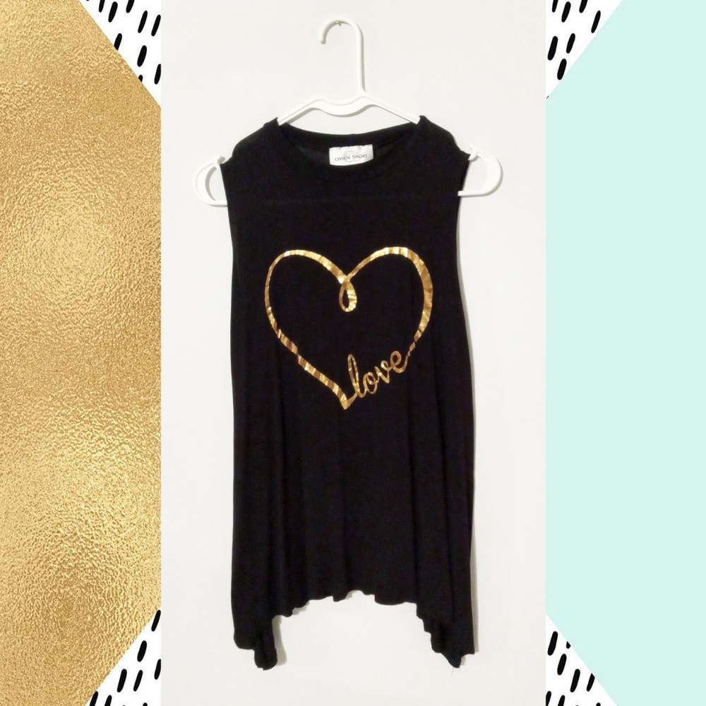 CAREN SPORT High-low Love Heart Tank Top